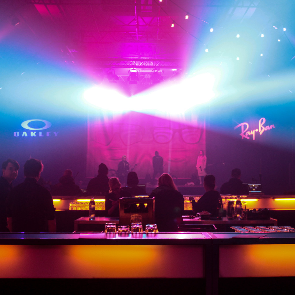 opti_tonhalle_laser_gravur_event_signuu (1)