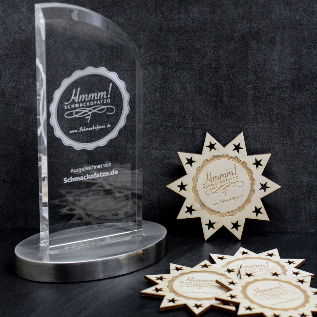 schmackofatzo_kooperation_pokal_gravur