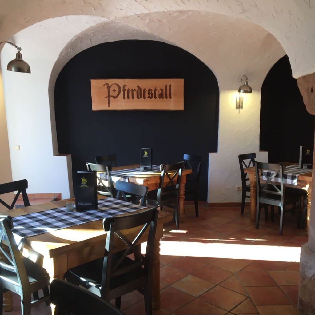 holzgravur_pferdestall_grimma_goldenes schiff (1)