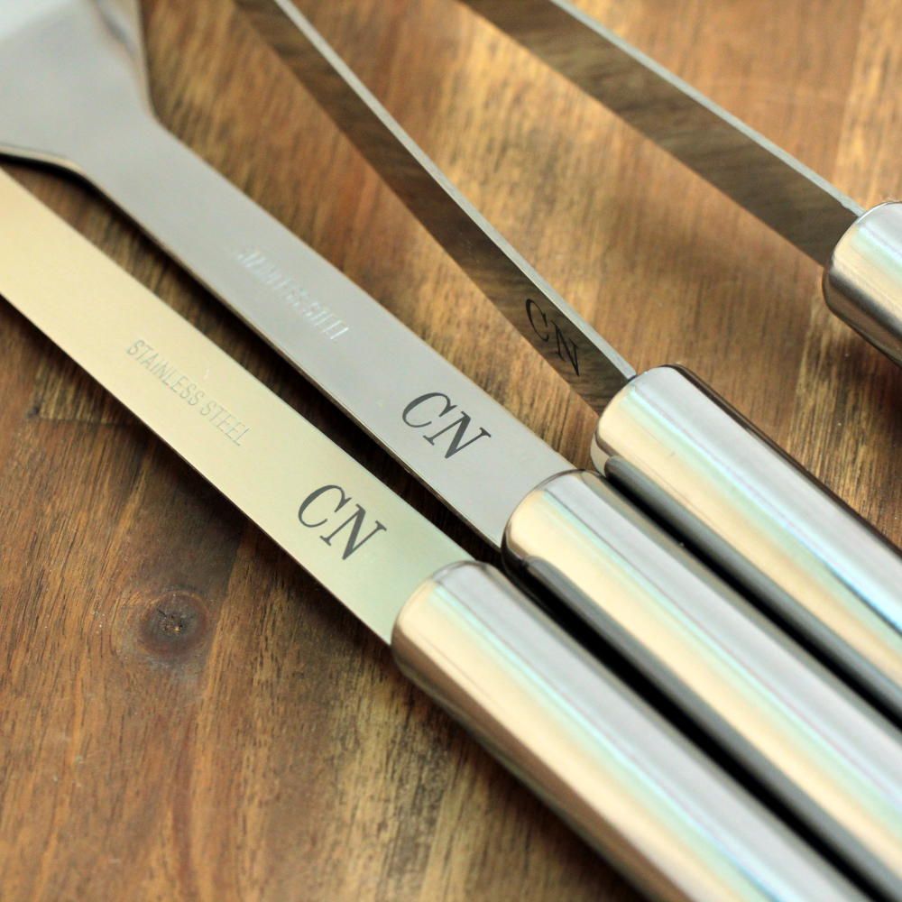 Individuelles Grillbesteck Set mit Lasergravur – Geschenk zur Vatertag Bedeutung Individuelles Grillbesteck Set mit Lasergravur – Geschenk zur Vatertag Bedeutung